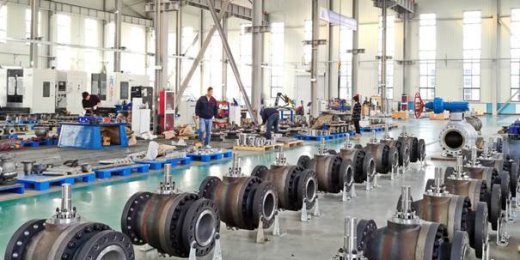 年终岁末忙发货，辛勤工作迎新年